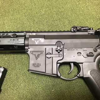 DOUBLE BELL製 M4 ロング TTI・TR-1 M-LOCKタイプ ブラック ジョン