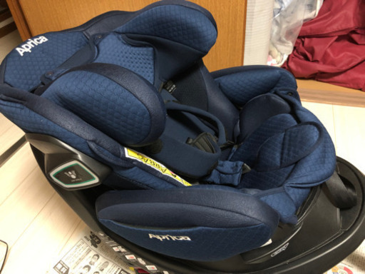 チャイルドシート(Aprica)