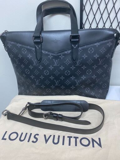ＬＯＵＩＳ　ＶＵＩＴＴＯＮ　エクスプローラー　ビジネスバッグ