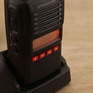 その他 STANDARD VXD-10 トランシーバー 無線機 2台 (J952nwxY)