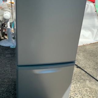 パナソニック 2ドア冷蔵庫138L NR-B147W 2015年製 中古品 (高く買い取るゾウ中間店) Panasonic (パナソニック) 2015年製 138L 2ドア冷蔵庫 NR-B147W