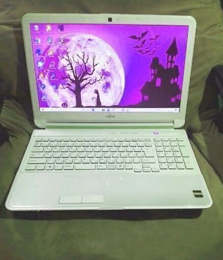 【Aランク美品】FUJITSU /最新Win10/大容量750GB/４Gメモリ/正規版Office/ソフト多数