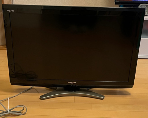 シャープ32型テレビ LC-32E8