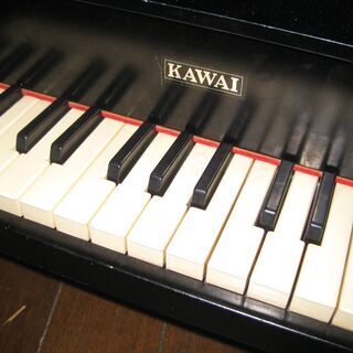 子供向けピアノ　KAWAI製　本格派