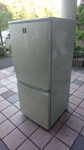 【配送可】シャープ SHARP SJ-PD14X-N [プラズマクラスター搭載冷蔵庫 (137L・つけかえどっちもドア) 2ドア ゴールド系] 中古品　2021/7/16投稿