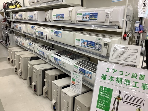 ご来店いただける方限定！エアコン大量展示！「MITSUBISHI (ミツビシ) 壁掛けエアコン SRK40TS2 2015年製 4.0kW 14畳用 リモコン付」のご紹介です。