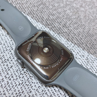 Apple Watch SE GPSモデル　スペースグレイ