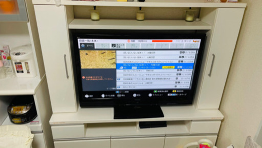 大型テレビ　録画機能付き