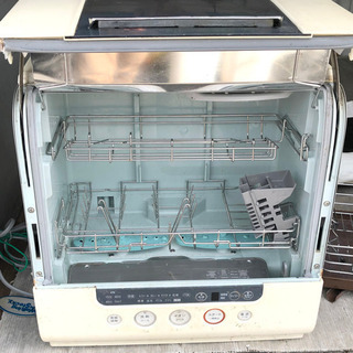 シャープ 食器洗い乾燥機 QW-SC1-R 値下げ