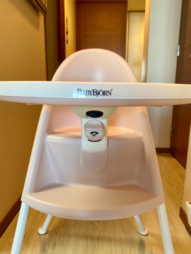 ベビービョルン ハイチェア 希少色 薄ピンク✖️ホワイト BABY BJORN