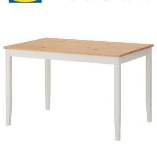 北欧　IKEAのダイニングテーブル