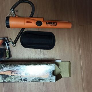 金属探知機です。