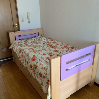 7/28まで日吉、シングル高級ベッドを安い値段で売る - シングルベッド