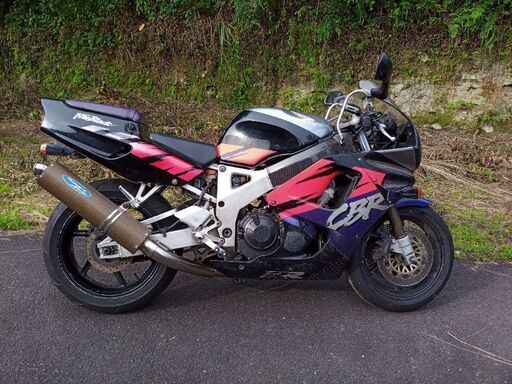 【お問い合わせ多数のため受付停止中】CBR900RRファイアーブレード1993年モデル
