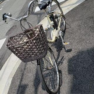 ほぼ新品Panasonicの電動自転車のバッテリーと中古品電動自転車 （引き取り限定）