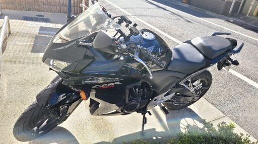 CBR400R/ヘルメット/ドラレコ/USBソケット付きワイアレス充電器/グローブ