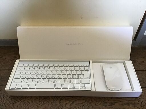Magic KeyboardとMagic Mouse（キーボードのみ未使用）