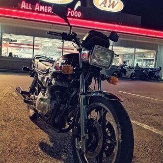 ぺこ GSX750E 1型 牛 ウシ ベコ