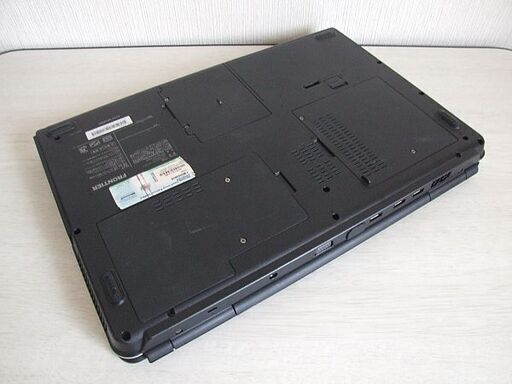 FRONTIER　FRNP304　Microsoft Office Personal 2007付属　ノートパソコン　（a144） FRONTIER FRNP304 Microsoft Office Personal 2007付属 ノートパソコン