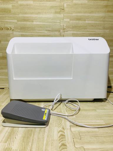 文字縫い・自動糸切りブラザーコンピュータミシン　PC-8000
