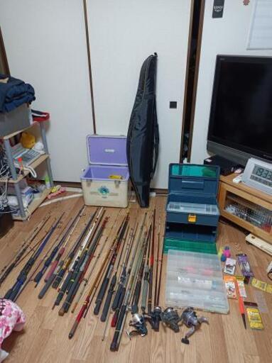 釣具格安で譲ります。