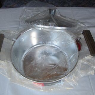 ⑪ツルマル印鍋　蓋付き