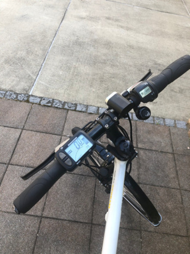 快速変更リアルストリーム(８速) 電動自転車