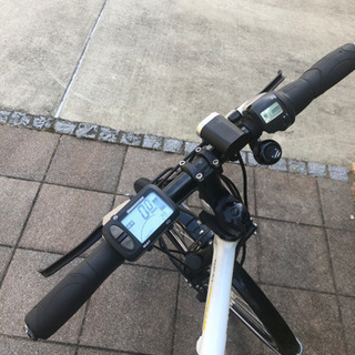 快速変更リアルストリーム(8速) 電動自転車