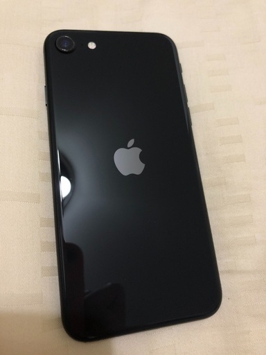 iPhone SE 第2世代黒プラック128GB iPhone SE 第2世代黒プラック128GB