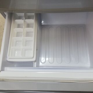 都内近郊送料無料 SHARP ノンフロン冷凍冷蔵庫 137L 2014年製