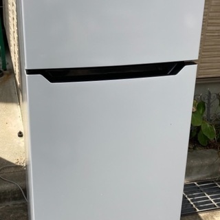 【RKGRE-683】特価！ハイセンス/Hisense/120L 2ドア冷凍冷蔵庫/HR-B1201/中古品/2019年製/当社より近隣無料配達！