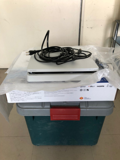 プレステ4CH2200 ホワイト　コントローラー欠品