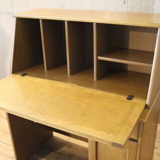 老舗家具メーカーHAMAMOTO(浜本工芸)のナラ無垢材を使用した