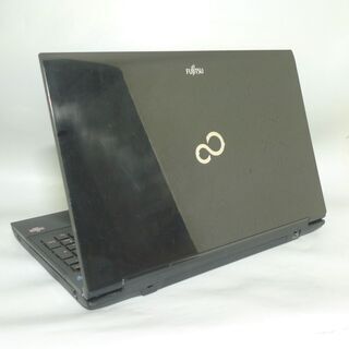 即使用可能 ノートパソコン 中古良品 15.6型 富士通 AH40/J AMD 4GB