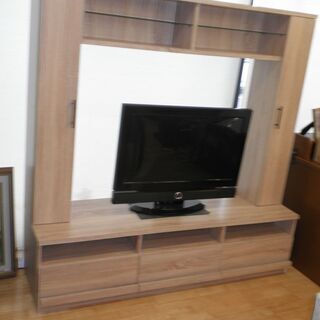k329☆ハイテレビボード☆40インチもらくらく置けます☆幅1600㎜☆収納多数☆良品☆近隣配達、設置可能