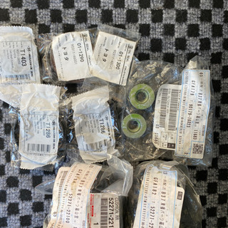 決まりました。１００系　チェイサー　部品