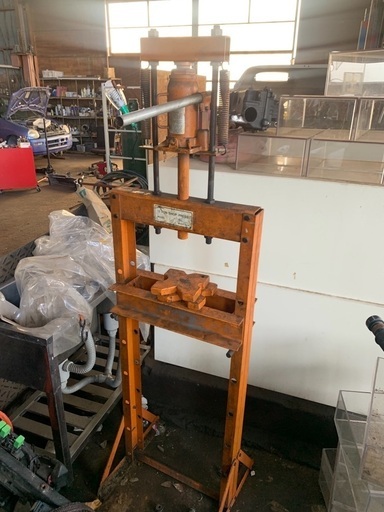 希少！マツダシャンテ ポーターAA型クーラー取り付け用 ダブルプーリー  