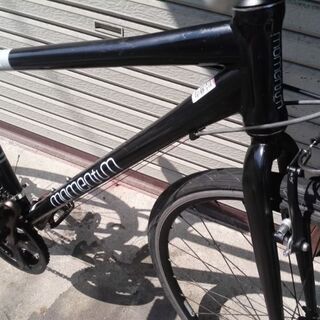 クロスバイクmomentum Z-1 18段変速 黒 配送無料