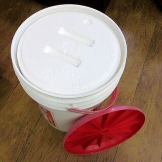 バドワイザー缶型保冷温庫 2025年最新】Budweiser 冷蔵庫・冷凍庫の人気アイテム - メルカリ