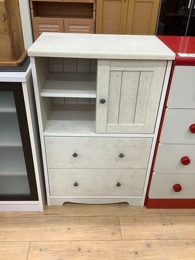 カントリー風でオシャレで可愛い ニトリのキャビネットです トレファク松原店 高見ノ里の収納家具 キャビネット の中古あげます 譲ります ジモティーで不用品の処分