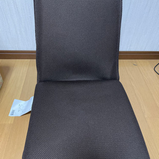 【ネット決済・配送可】シンプルな座椅子