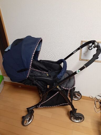 PIGEONランフィクリ済、日焼け色褪せなし。クッション、パット全部あります。オマケ付き