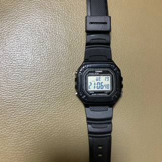 CASIO デジタル腕時計