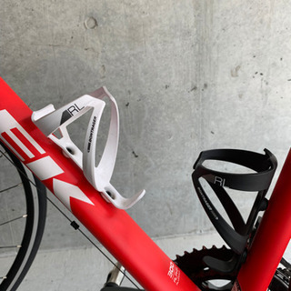 TREK emonda ALR4 サイズ52 SHIMANO TIAGURA ペダル付き ボトルゲージ付き　トレック エモンダ