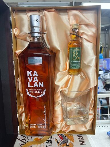 カバラン　ウイスキー　　シングルモルト　750ml