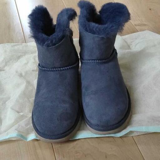 UGGショートブーツ 22cm 美品 関東圏内お届け可能です。