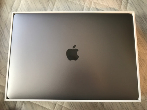 お話中【MacBook Air 13inch M1 Apple Silicon 】