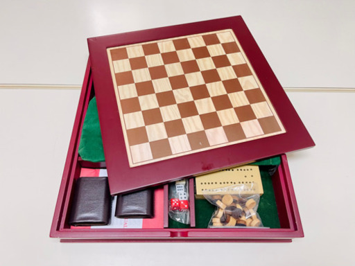 送料無料ボードゲームセット箱セットチェス チェッカー バックギャモン トランプなど Kionn 板橋区役所前のその他の中古あげます 譲ります ジモティーで不用品の処分
