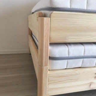 IKEA ウトーケル　マットレス2枚込みです！