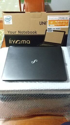 iiyama製 コンパクト11.6型 ノートPC